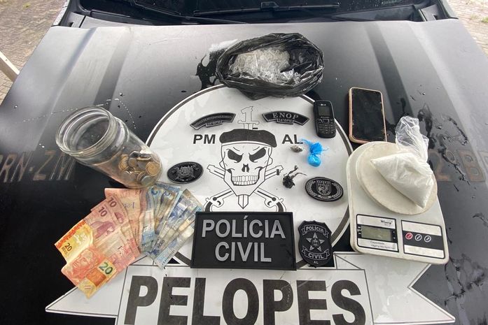 Integrante de facção é preso com cocaína e outro com espingarda em União dos Palmares