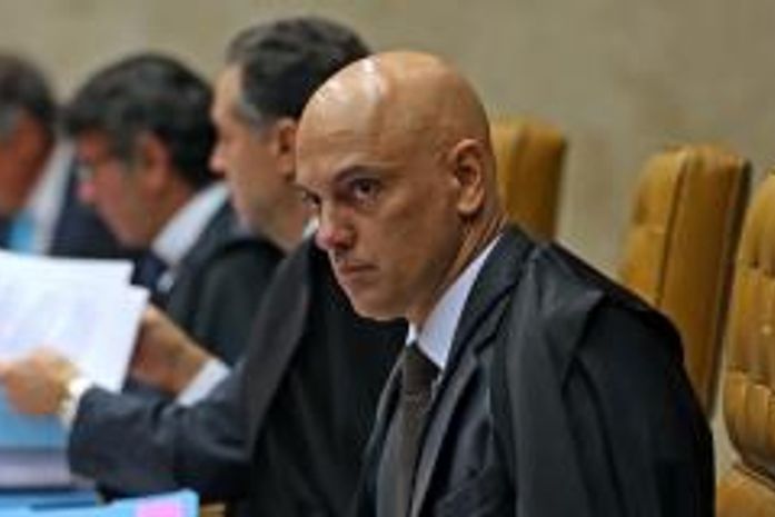 Alexandre de Moraes dá segundo voto contra habeas corpus de Lula
