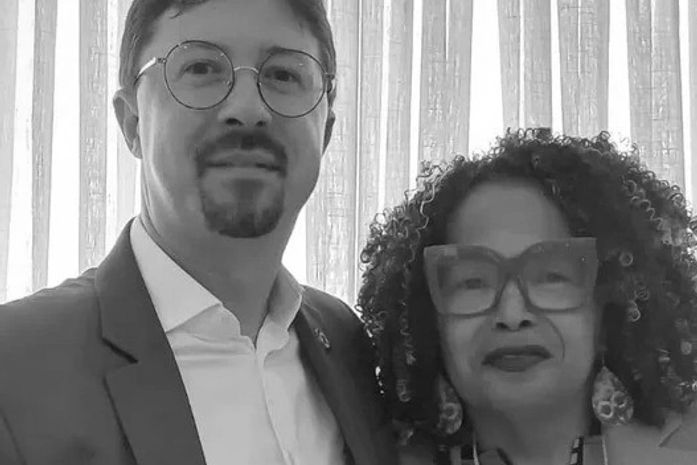 Secretário, Felipe Proenço fala pro ministro Padilha que em trinta dias, nove médicos morreram, em Pernambuco. Vamos falar sobre saúde mental?