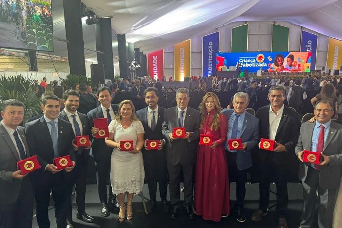 Porto Real do Colégio conquista Selo Ouro de Alfabetização e se destaca no cenário nacional