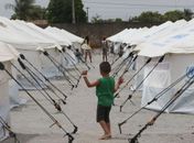 Refugiados no Brasil vêem futuro através de educação, saúde e esporte