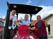 Em Joaquim Gomes, Alfredo Gaspar realiza entregas para agricultura familiar e assistência social e destina emenda R$ 514 mil ao município
