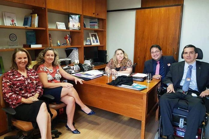 Rosinha da Adefal manifesta apoio aos órgãos de controle interno