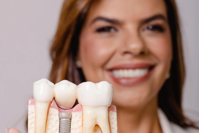 Dia da Saúde: dentista alerta para os impactos das doenças bucais em todo o organismo