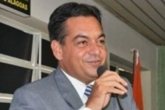 Júnior Miranda acusa presidente do Legislativo de Palmeira de corrupção