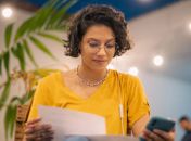 Dificuldade na leitura e problemas na escrita: mulheres relatam desafios da dislexia