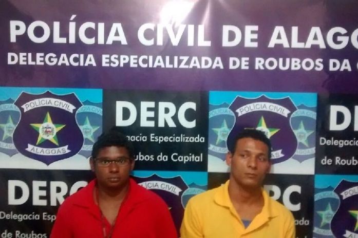 Funcionários de supermercado são presos por furtar três mil pacotes de leite