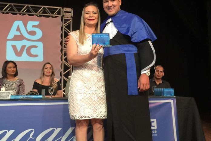 Homenagem a prefeita Santana Mariana