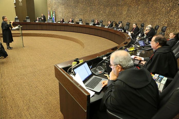 Pleno do Tribunal de Justiça de Alagoas, na sessão do dia 25 de outubro de 2016.