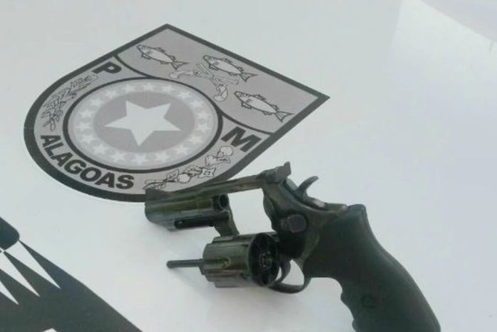 Policiais militares são presos acusados de associação ao tráfico e extorsão