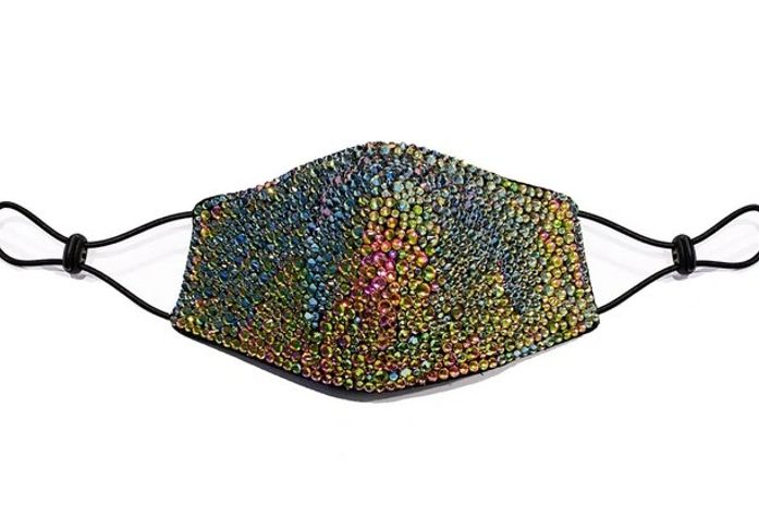 Máscara de luxo: acessório chega a custar quase R$ 3 mil