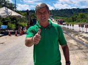 Na BR-101, Cabo Bebeto mostra rodovia inacabada e acusa Renan e Dantas: “Estão tentando me calar”