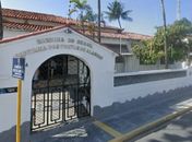 Mulher fica ferida após ser atropelada em frente à Capitania dos Portos, no Jaraguá