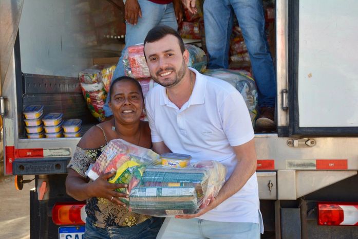 Prefeitura de Anadia realiza entrega de mais uma remessa de cestas básicas