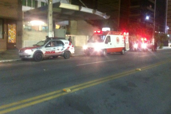 Homem é espancado após causar tumulto na orla de Pajuçara