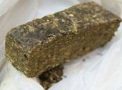 Acusado de tráfico de drogas mantinha maconha  enterrada na cozinha de casa 