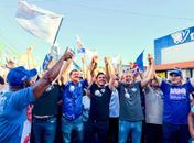 Marlan Ferreira e Felipe Boró comandam ato histórico e levam onda azul às ruas de Limoeiro de Anadia