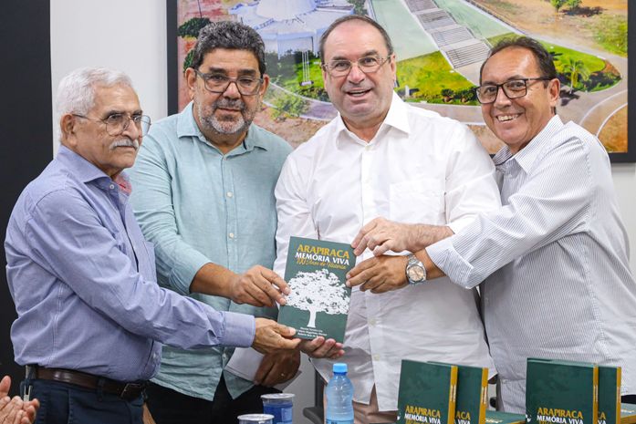 Obra literária de jornalistas homenageia personagens e os 100 anos de Arapiraca

