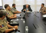 Desembargador Celyrio Adamastor reuniu-se com PMs no gabinete da Presidência