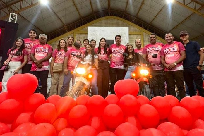 Dia das Mães premiado: com recorde de público, vice-prefeito de Monteirópolis realiza tradicional show de prêmios