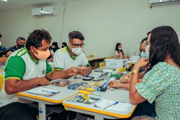 Girau do Ponciano; ações pioneiras no sistema de ensino municipal