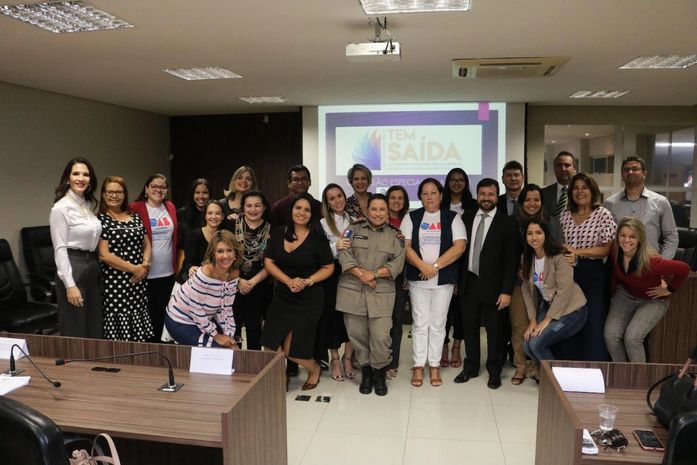 Tem Saída: OAB-AL apresenta programa que visa ofertar independência para mulheres vítimas de violência