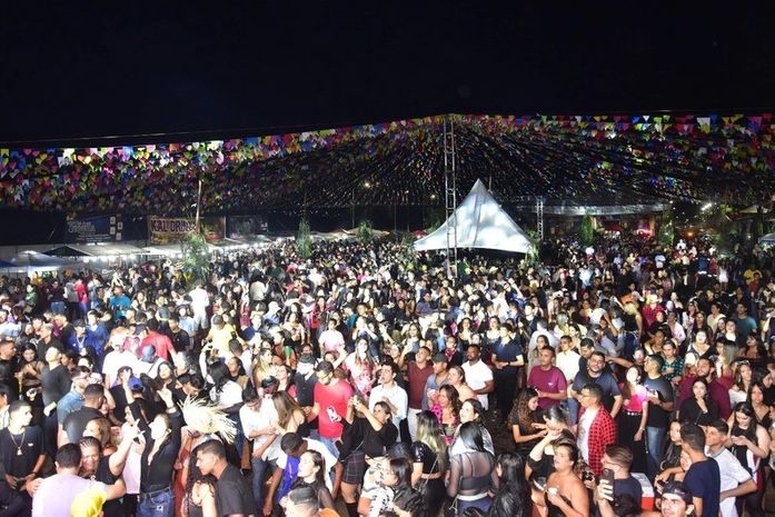 Resgate dos festejos juninos em Penedo encanta o público na abertura do Arroche o Nó 2023