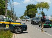 Mais de mil veículos são fiscalizados e cinco pessoas acabam detidas nas rodovias de AL