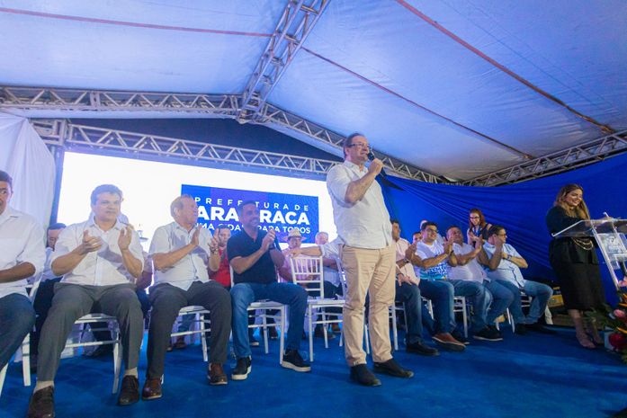 Em três dias, prefeito Luciano entrega 47 ruas pavimentadas em Arapiraca