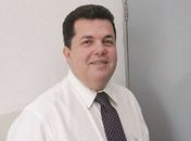 Médico Aderbal Moraes