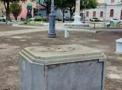 Estátua de bronze do javali foi retirada do local