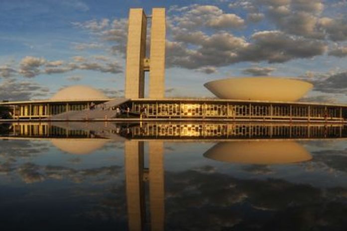 Congresso retoma atividades nesta segunda-feira