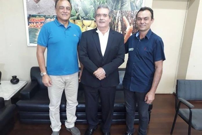 Prefeitura realiza distribuição de uma tonelada de sementes para agricultores anadienses