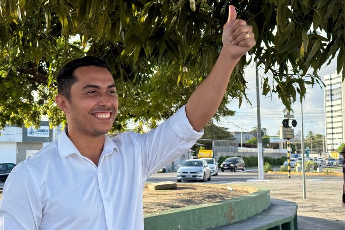 Vereador David do Empregos (UB) leva Gabinete Itinerante à Feirinha do Tabuleiro para ouvir a população