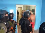 Detentos foram transferidos na manhã desta quinta-feira (11)