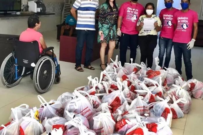 Lojas Americanas doa kits de higiene pessoal para abrigo de idosos em São Miguel dos Campos