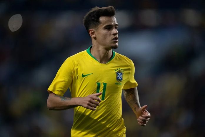 Philippe Coutinho doa 20 toneladas de alimentos para comunidades do RJ