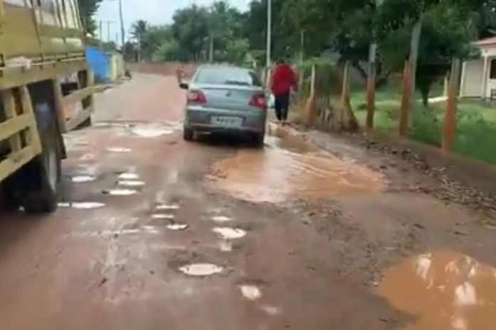 Ruas da comunidade Pau D'arco em Arapiraca estão intransitáveis
