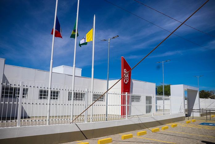 Adolescente é flagrado pilotando moto para entregar pedidos de lanchonete