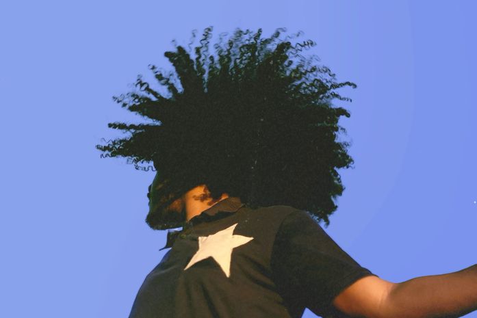 “Linhas Brancas”: Risel, artista pop alagoano, lança segundo single