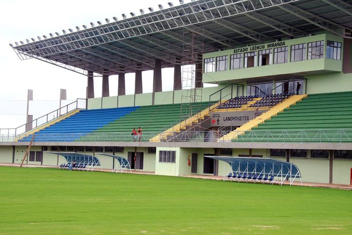 Penedense treina para encarar o União e vai enfrentar maratona para chegar no TO
