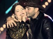 Marília Mendonça e Mano Walter durante a gravação da música "O que houve?", do cantor alagoano.