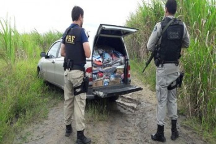 Polícia recupera carro e mercadoria roubados de comerciante em Atalaia