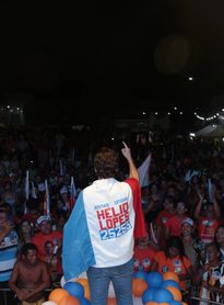 Caminhada da Vitória reúne mais de 20 mil pessoas em Penedo em apoio a Guilherme Lopes