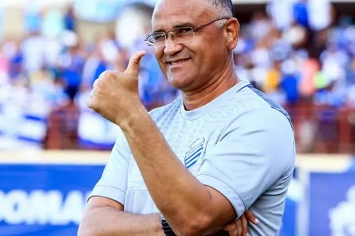 Técnico Oliveira Canindé é demitido pela diretória do CSE