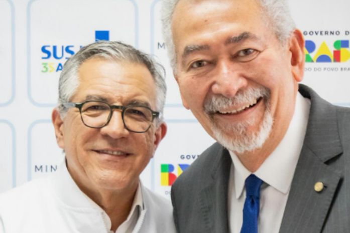 Paulão encontra ministro Alexandre Padilha e discute plano de trabalho do NEES