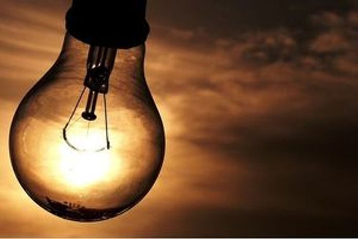 Conta de luz terá bandeira amarela em março, com extra de R$ 2 a cada 100 kWh