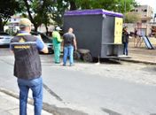 Convívio Social realiza remoção de food truck abandonado em área pública