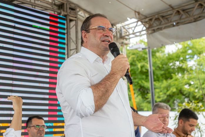 Durante inauguração de centro de educação infantil, prefeito Luciano anuncia construção de mais 20 creches em Arapiraca