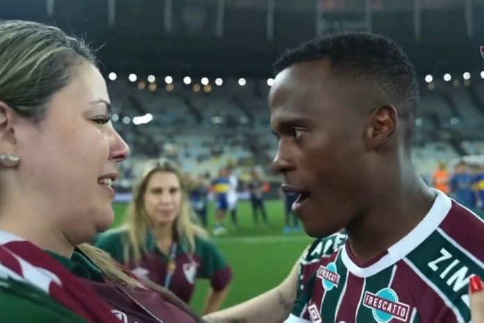 "Me fez o que sou hoje": Jhon Arias exalta trabalho de psicóloga do Fluminense após título da Libertadores; veja vídeo